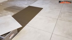 NetYou I - Device for fast and equal application of adhesive on the floor