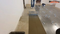 NetYou III - urządzenie do szybkiego i równego nakładania kleju na posadzkę