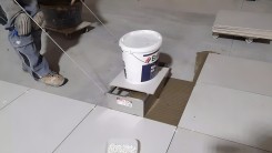 NetYou III – устройство для быстрого и равномерного нанесения клея на пол