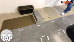 NetYou I - Device for fast and equal application of adhesive on the floor