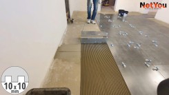 NetYou I - urządzenie do szybkiego i równego nakładania kleju na posadzkę