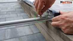 Kit pour une application rapide et uniforme de colle sur carreaux de céramique, largeur maximale 120 cm